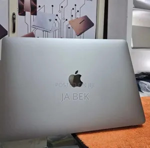 New Laptop Apple MacBook Air 2020 M1 8GB Apple M1 SSD 256GB