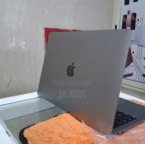 New Laptop Apple MacBook Air 2020 M1 8GB Apple M1 SSD 256GB
