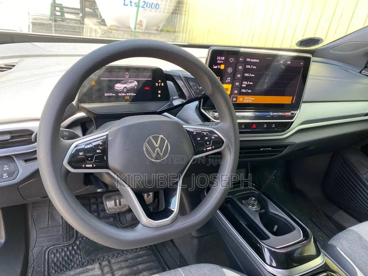 Volkswagen ID.4 2022 Gray