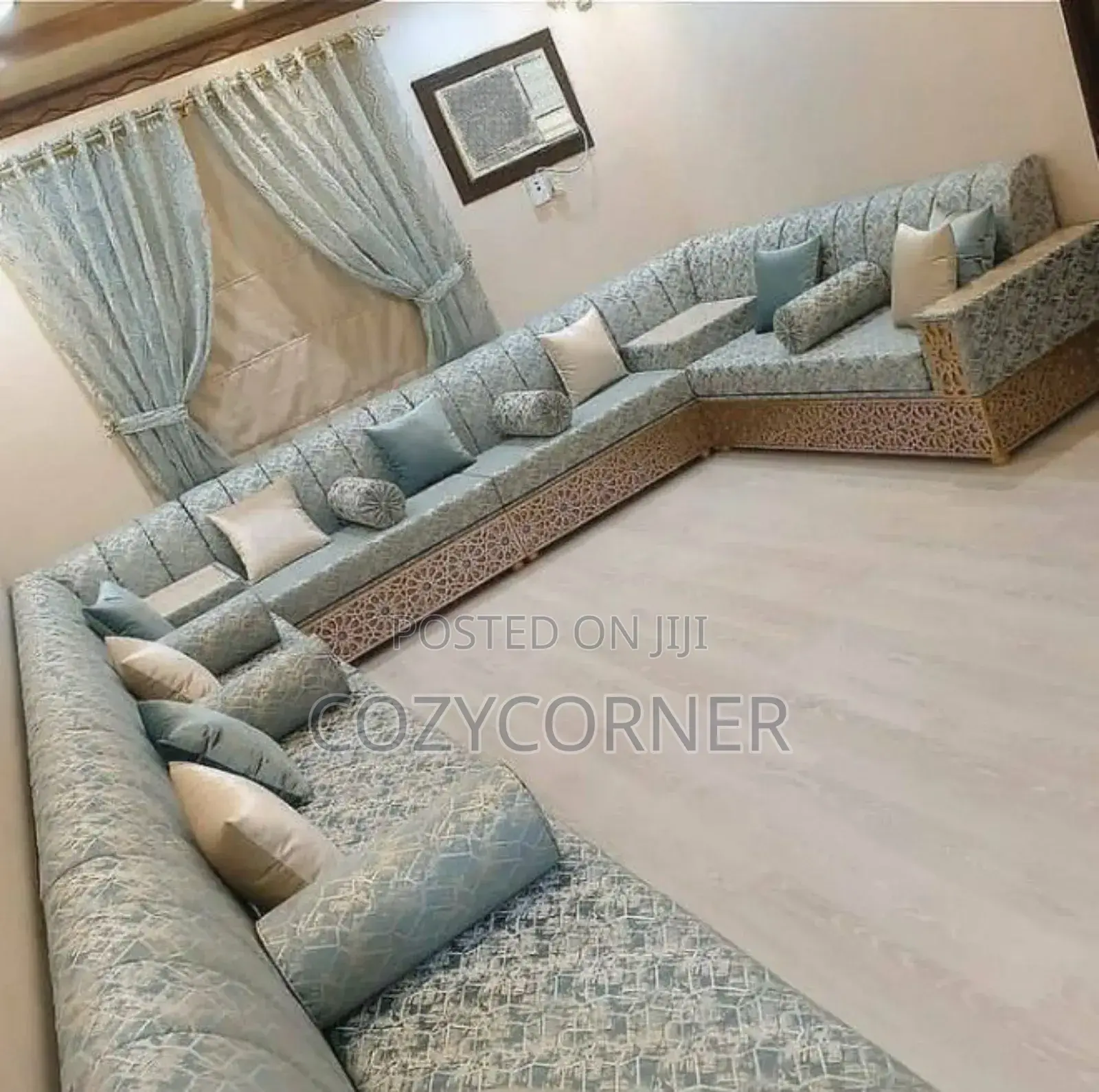 Lively Arabian Majlis With Waterproof Curtain. አረቢያን መጅሊስ