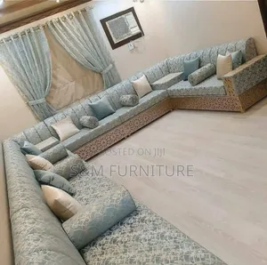 Lively Arabian Majlis With Waterproof Curtain. አረቢያን መጅሊስ