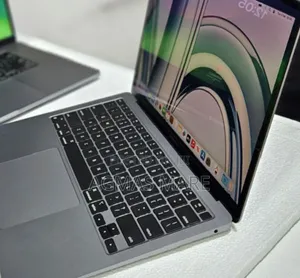 New Laptop Apple MacBook Air 2020 M1 8GB Apple M1 SSD 256GB