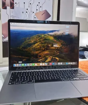 New Laptop Apple MacBook Air 2020 M1 8GB Apple M1 SSD 256GB