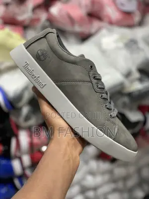 Gentle Timberland Court — Clean Condition