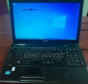Laptop Toshiba Satellite C665 8GB Intel Core 3 HDD 500GB