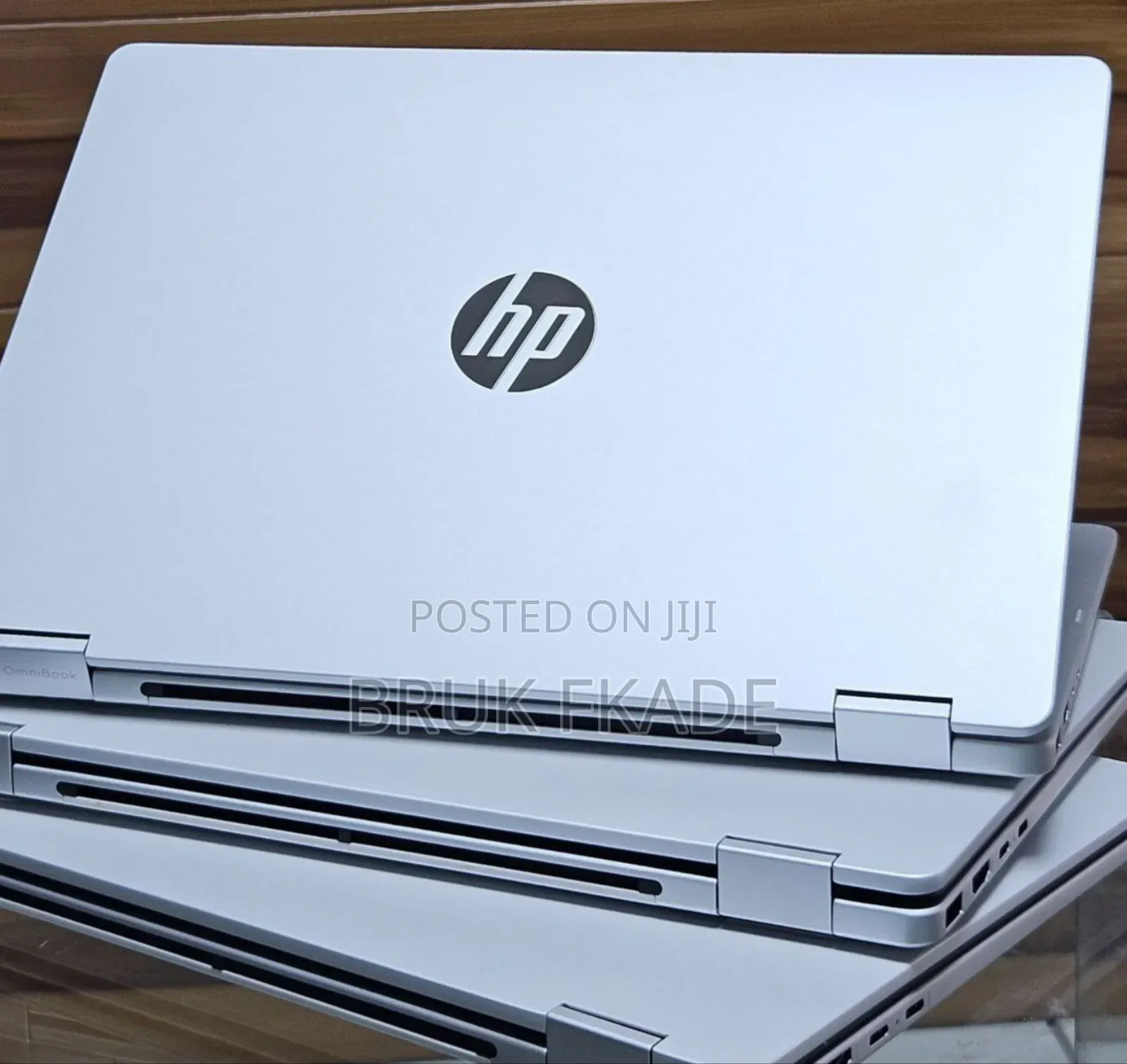 New Laptop HP OmniBook 5 14" 8GB AMD Ryzen 5 SSD 512GB