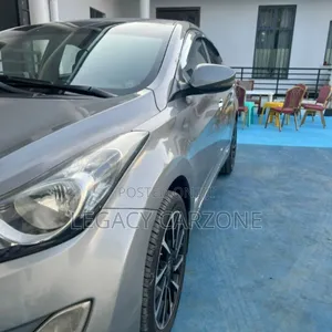 Hyundai Avante 2012 Silver