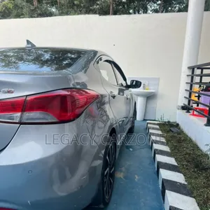 Hyundai Avante 2012 Silver