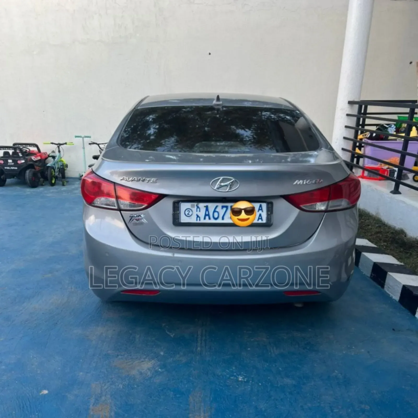 Hyundai Avante 2012 Silver