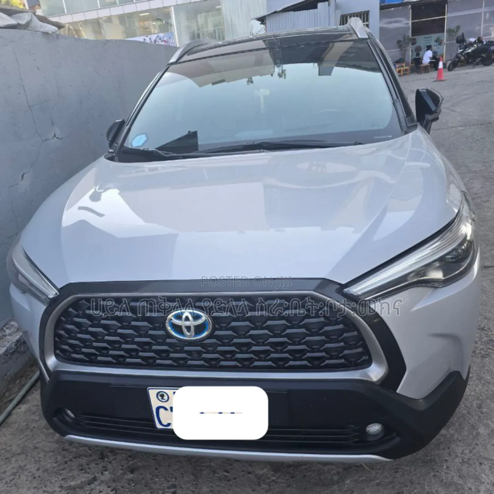 Toyota Corolla Cross Hybrid 2024 Silver