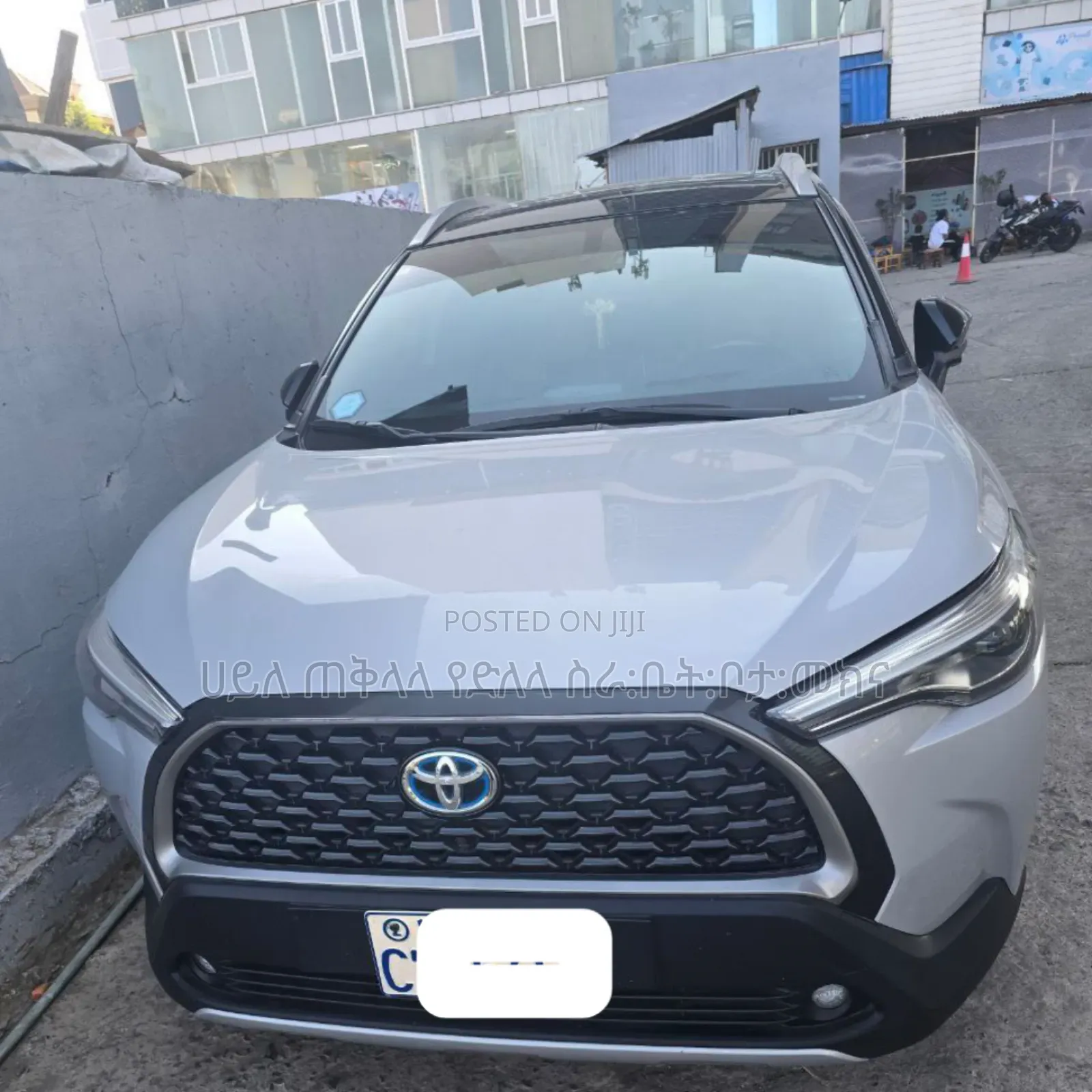 Toyota Corolla Cross Hybrid 2024 Silver