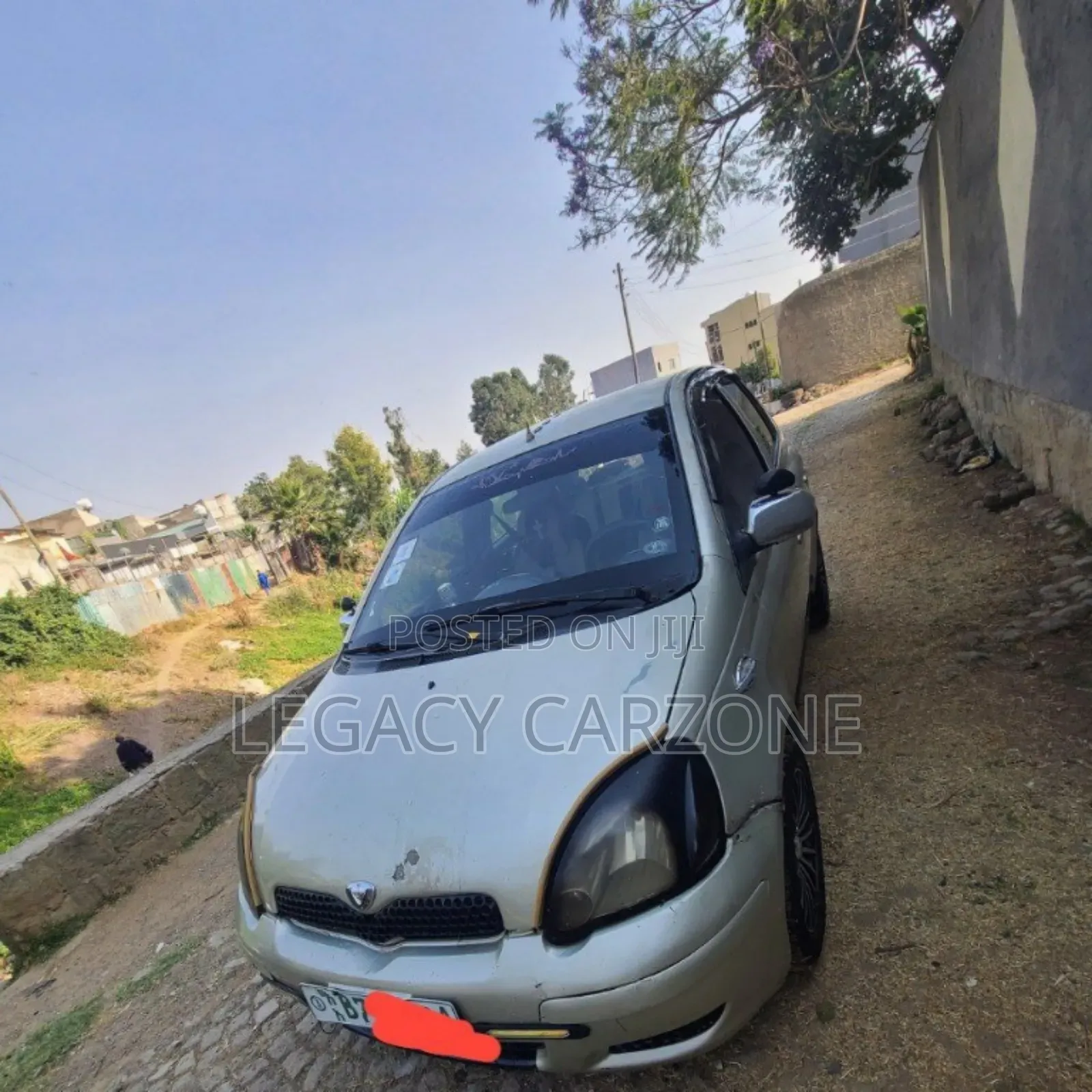 Toyota Vitz 2003 Silver