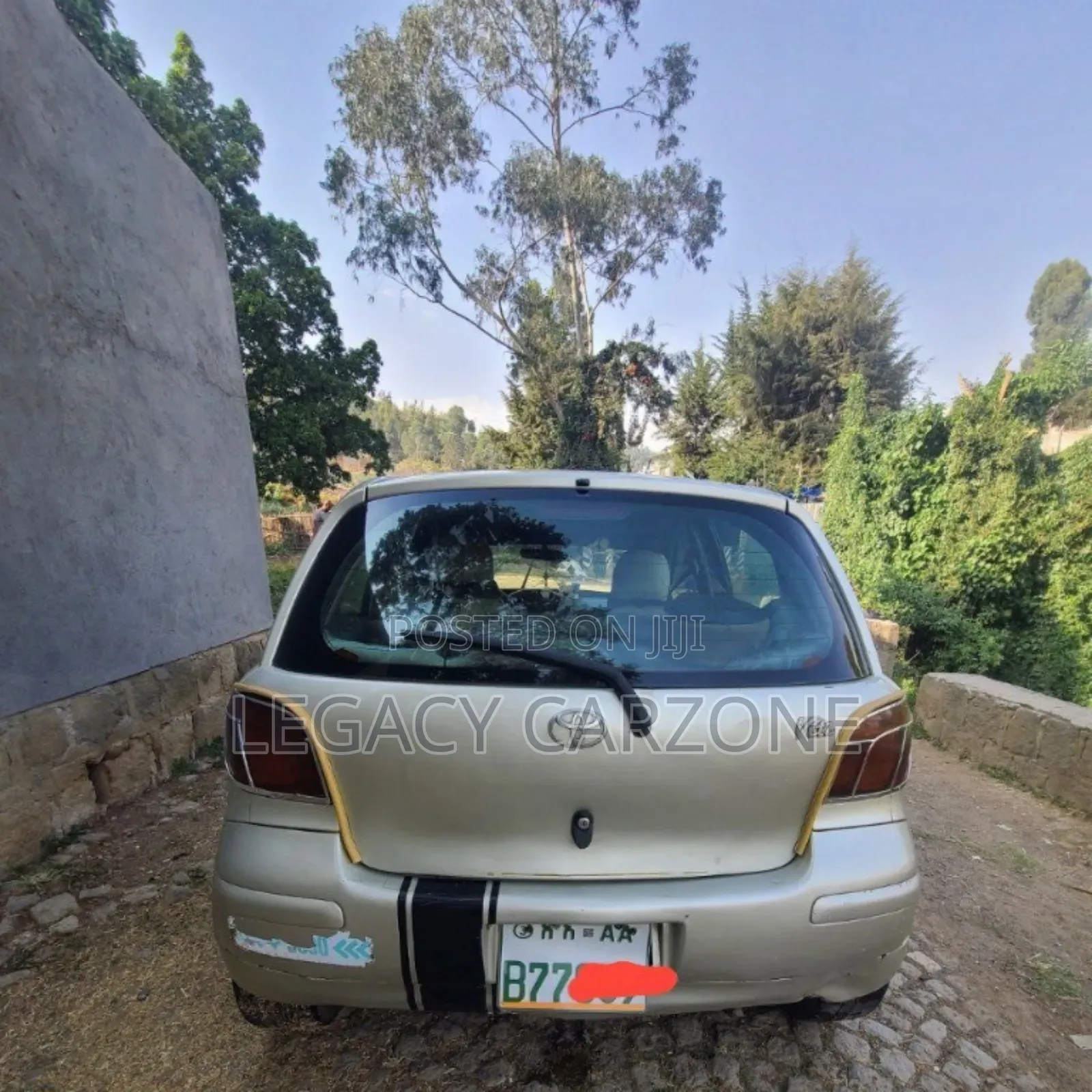 Toyota Vitz 2003 Silver