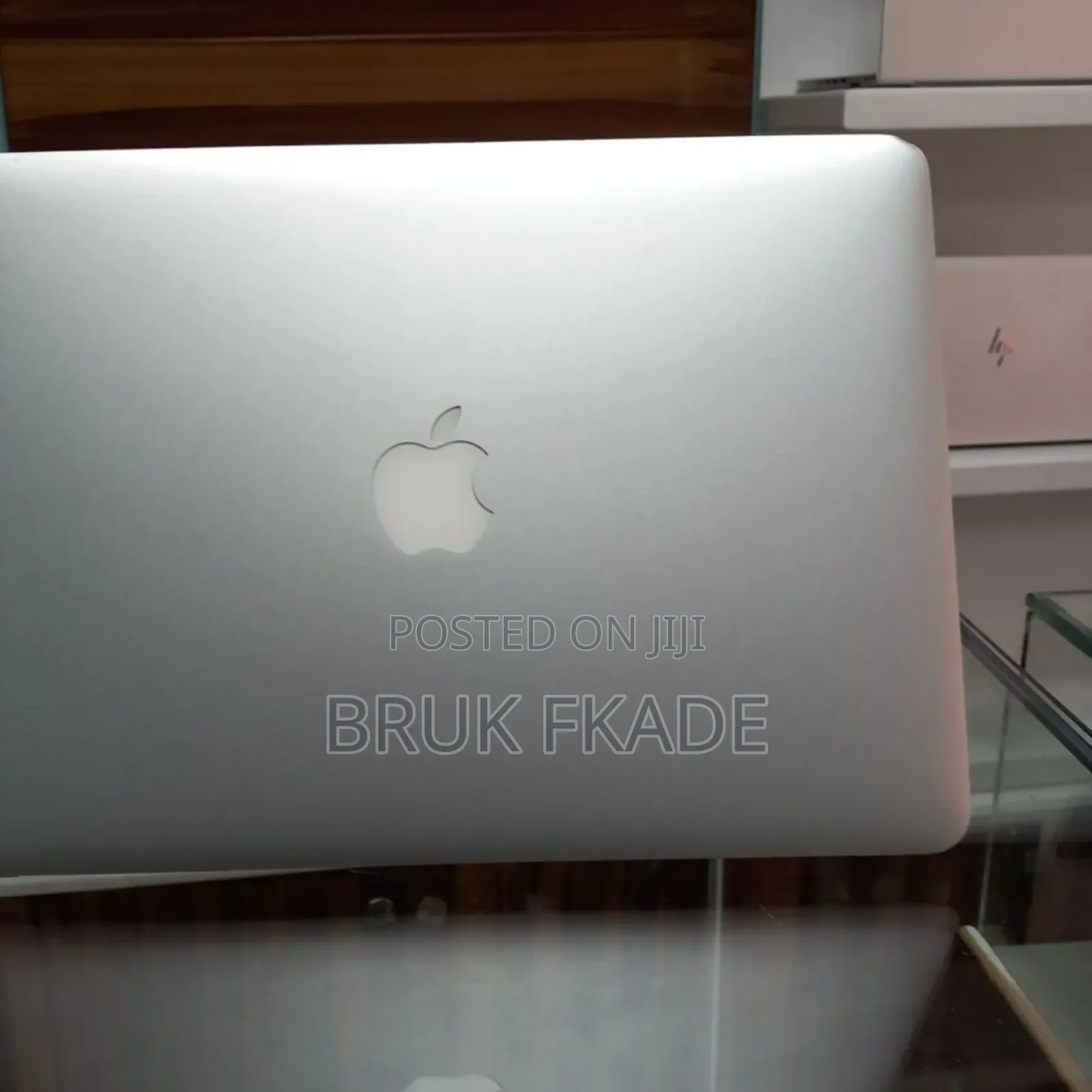 New Laptop Apple MacBook Air 2015 8GB Intel Core I5 SSD 256GB