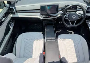 Volkswagen ID.6 2022