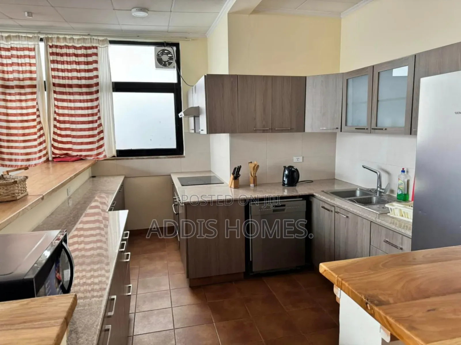 Furnished 3bdrm Penthouse in Bole for rent