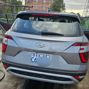 Hyundai Creta 2024 Gray