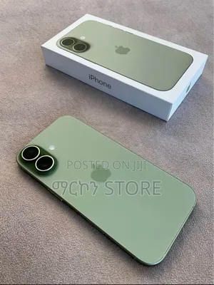 New Apple iPhone 17 256 GB Green