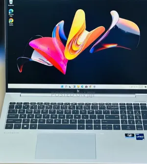 New Laptop HP EliteBook 840 G9 16GB Intel Core I5 SSD 512GB