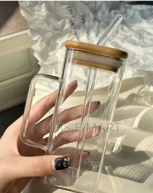Glass Drinking Mug With Straw