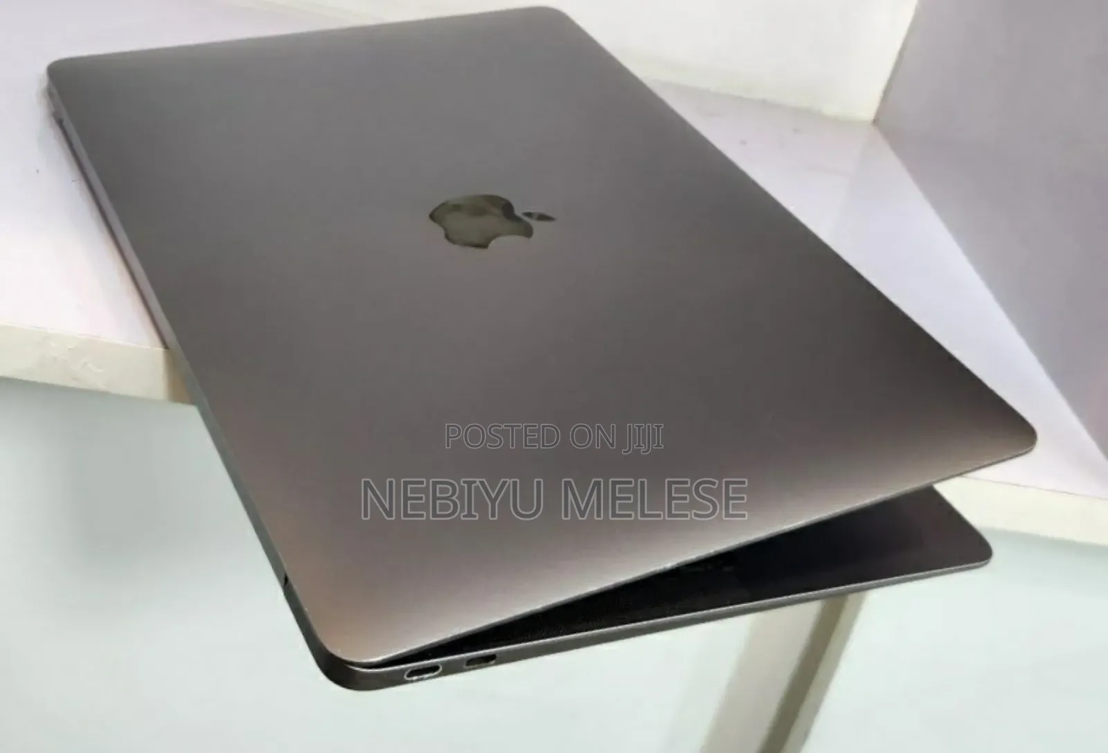 New Laptop Apple MacBook Air 2020 M1 16GB Apple M1 SSD 256GB