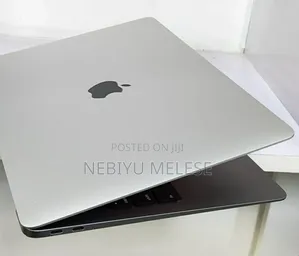 New Laptop Apple MacBook Air 8GB Intel Core I5 SSD 256GB