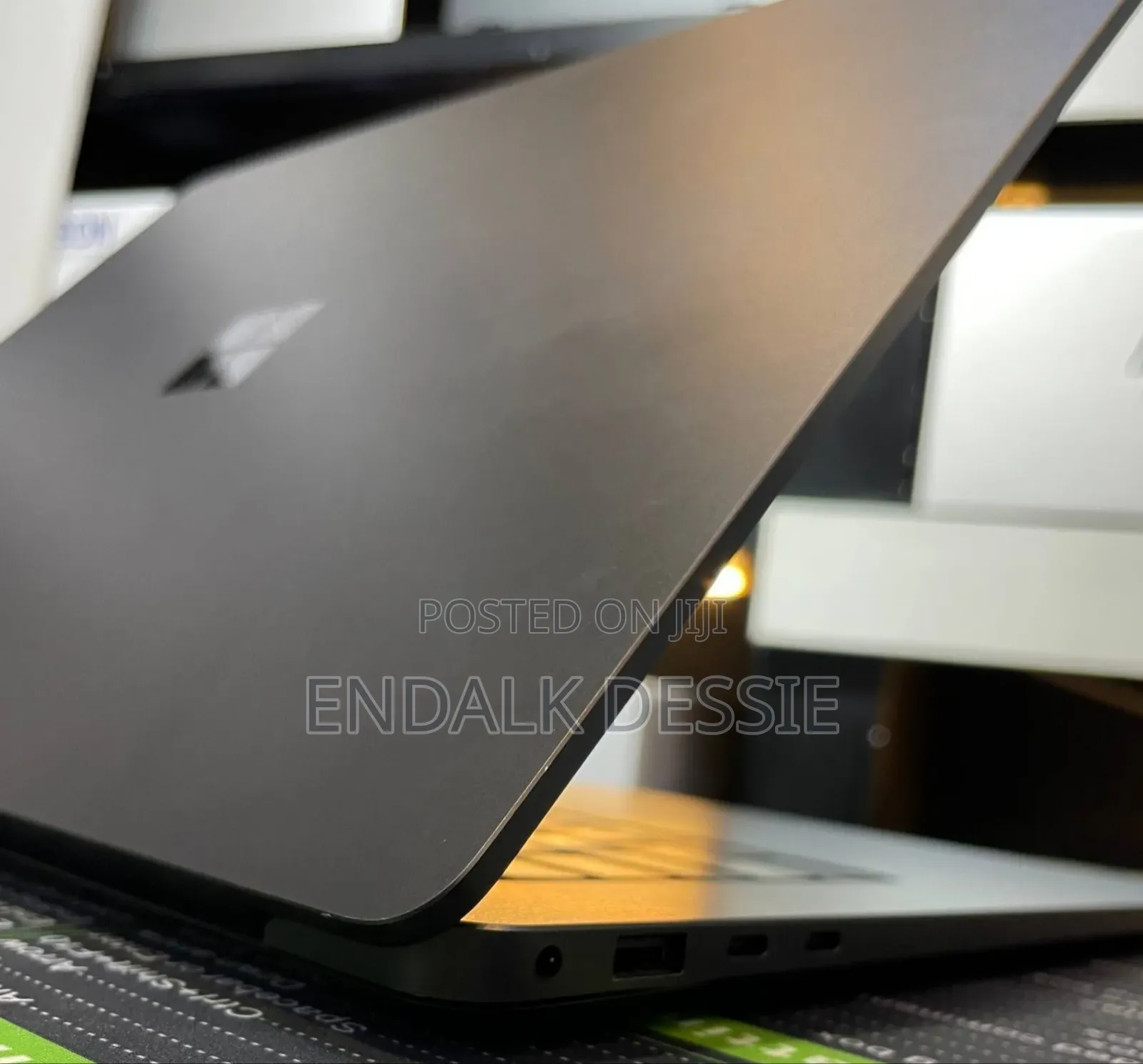 New Laptop Microsoft Surface 16GB SSD 512GB