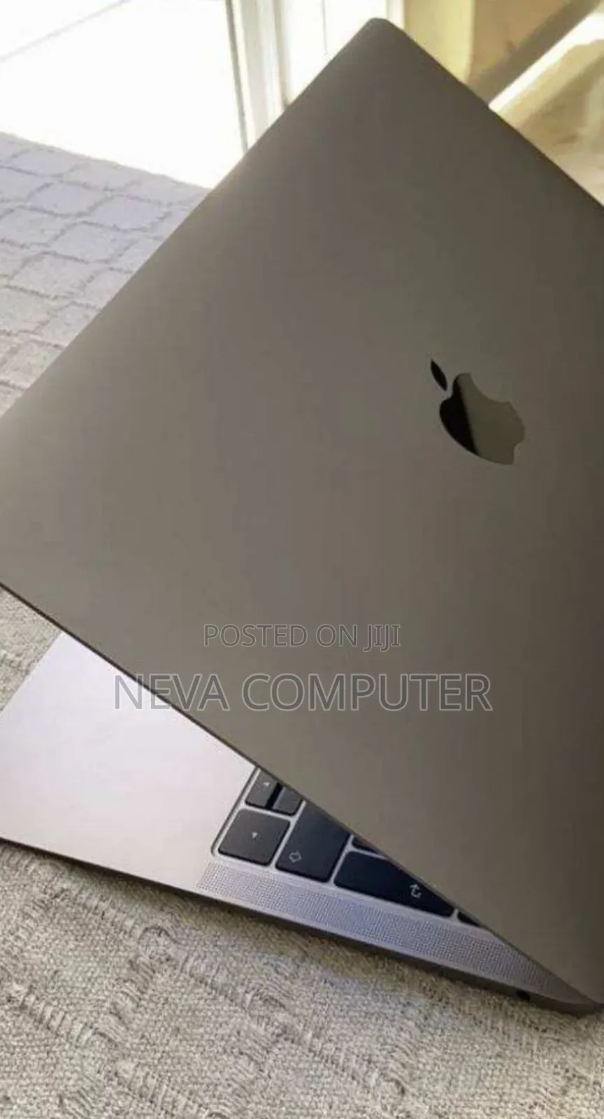 New Laptop Apple MacBook Air 2020 M1 8GB Apple M1 SSD 256GB