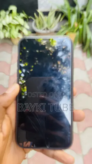 Apple iPhone X 64 GB Black