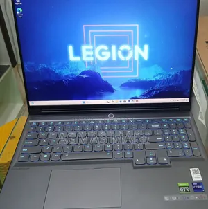 New Laptop Lenovo Lrgion 7i 16GB Intel Core I9 SSD 1T