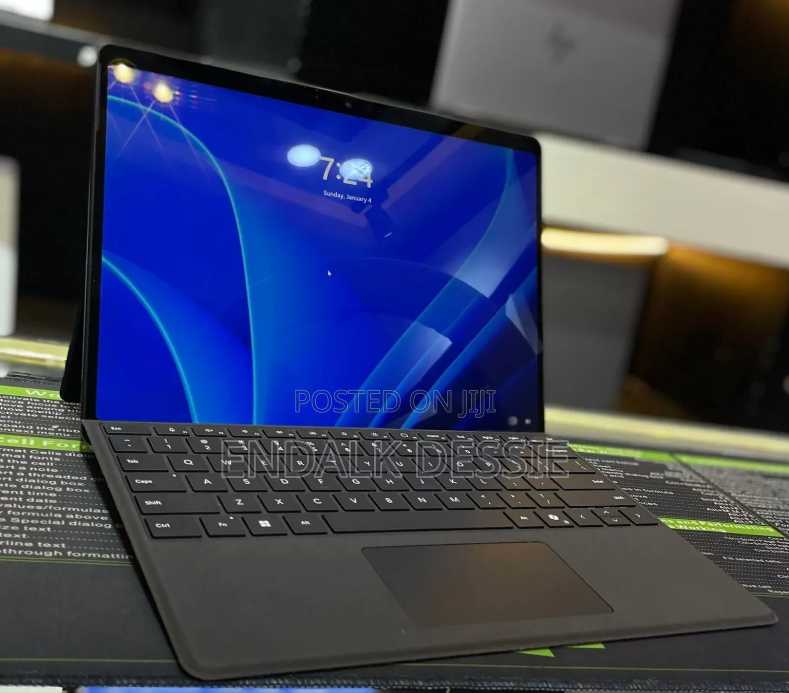 New Laptop Microsoft Surface Pro 10 16GB Intel Core Ultra 5 SSD 256GB