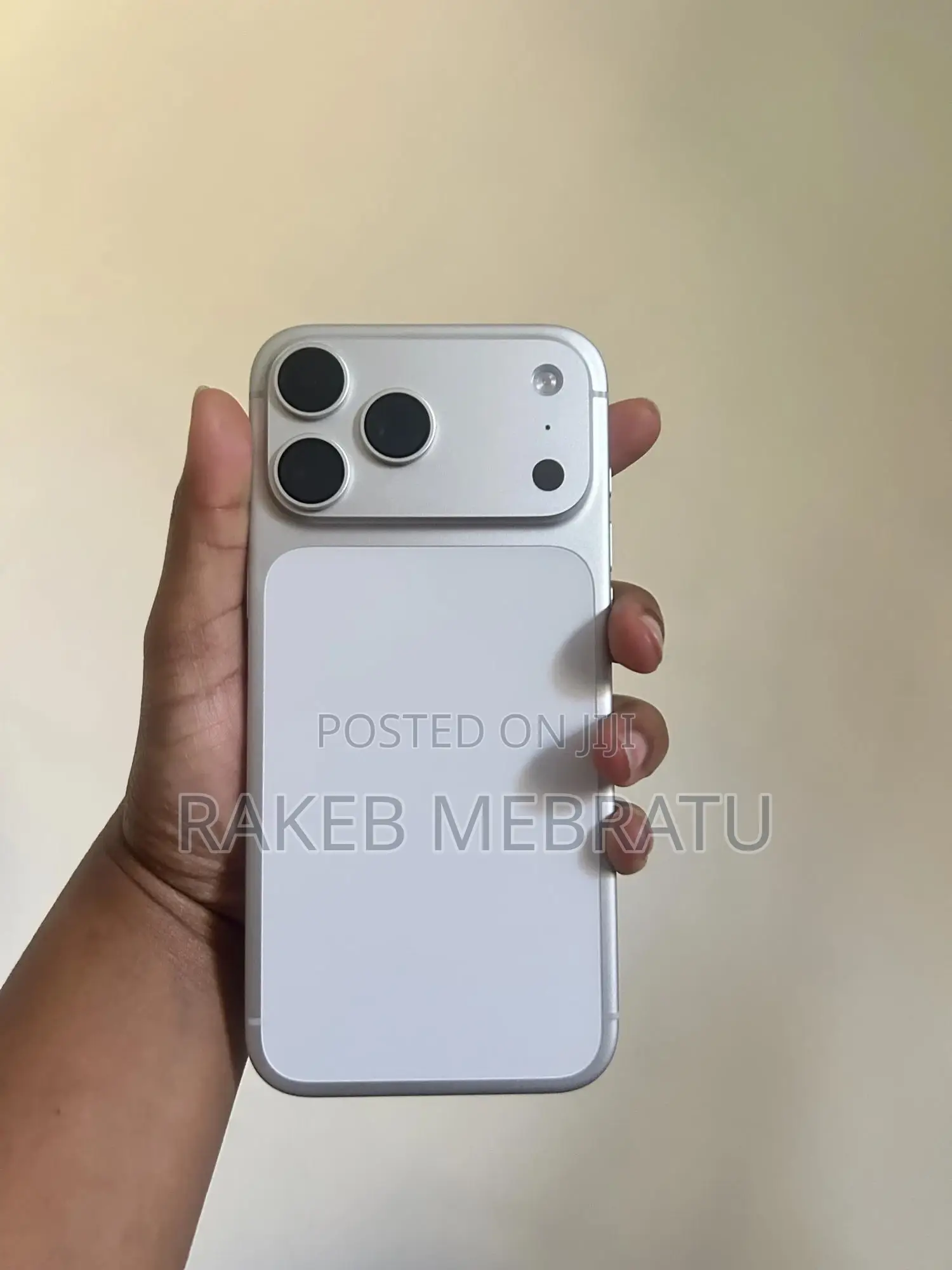 New Apple iPhone 17 Pro Max 256 GB Silver