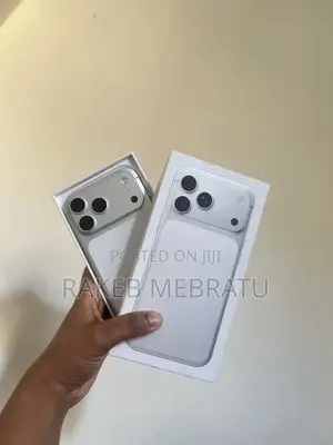 New Apple iPhone 17 Pro Max 256 GB Silver