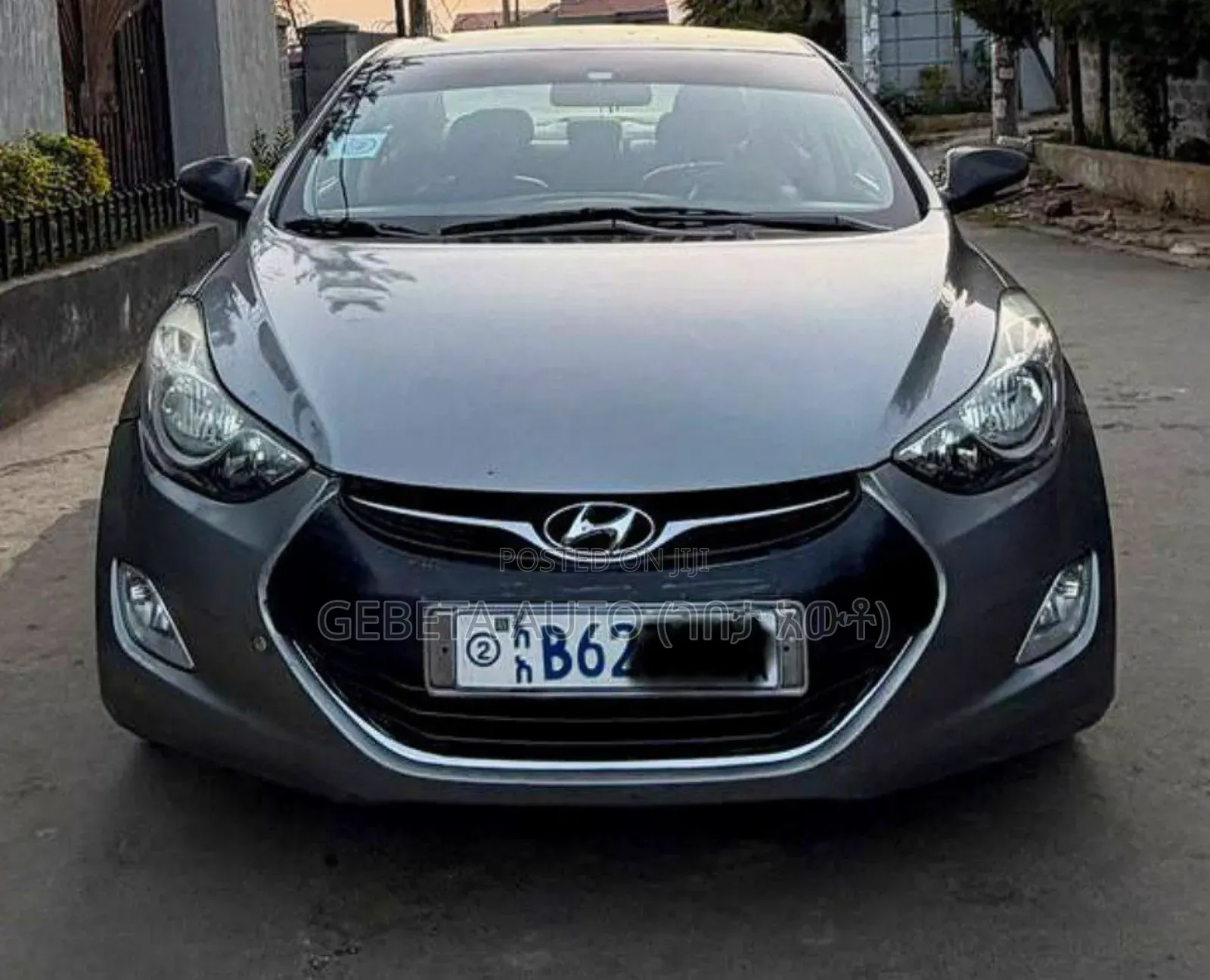 Hyundai Avante 2012