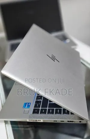 New Laptop HP EliteBook 840 G8 16GB Intel Core I5 SSD 512GB