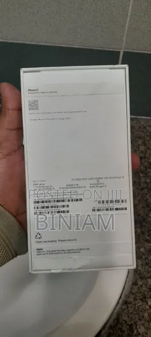 New Apple iPhone 17 512 GB Silver