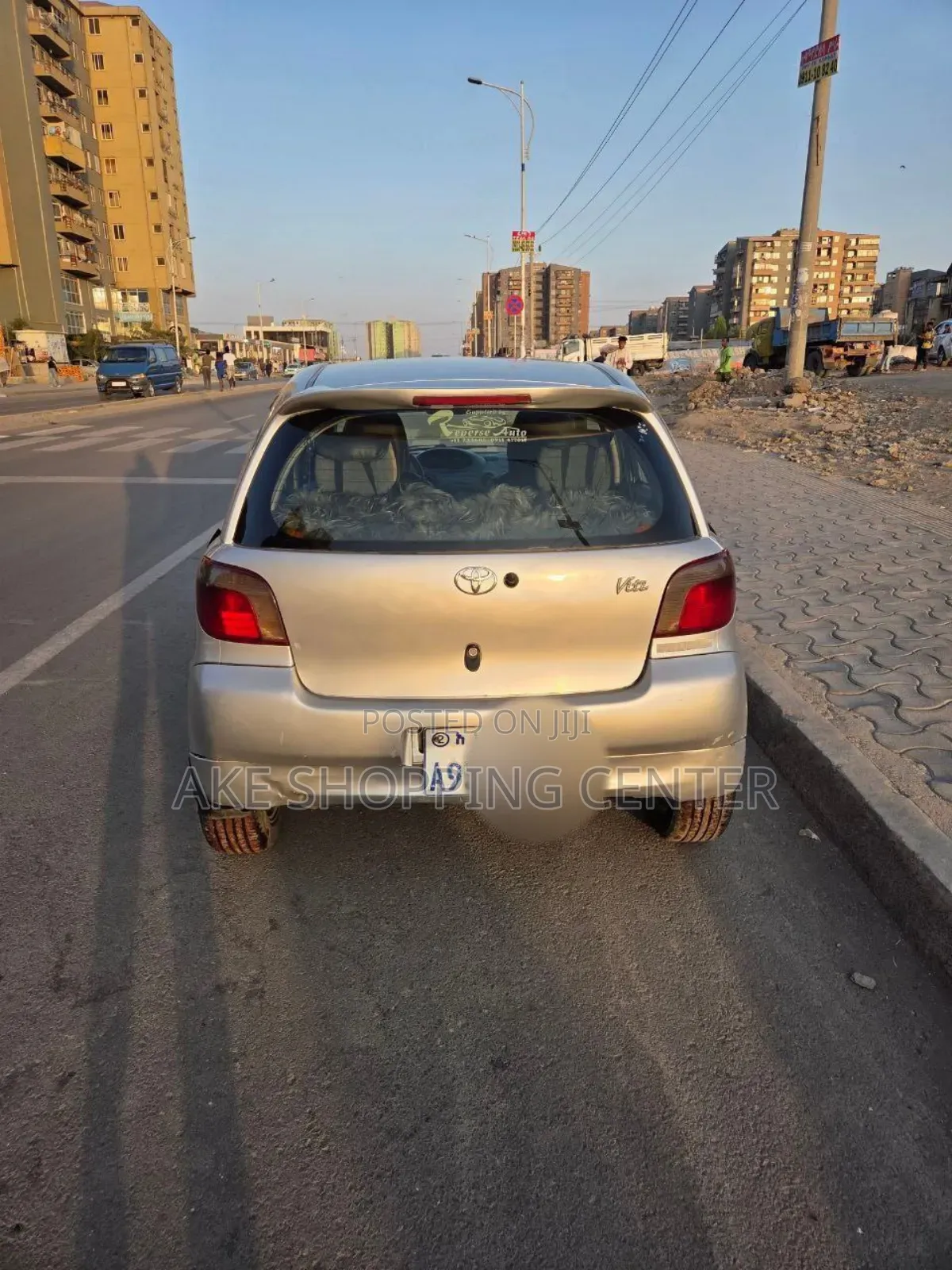 Toyota Vitz 2001 Silver