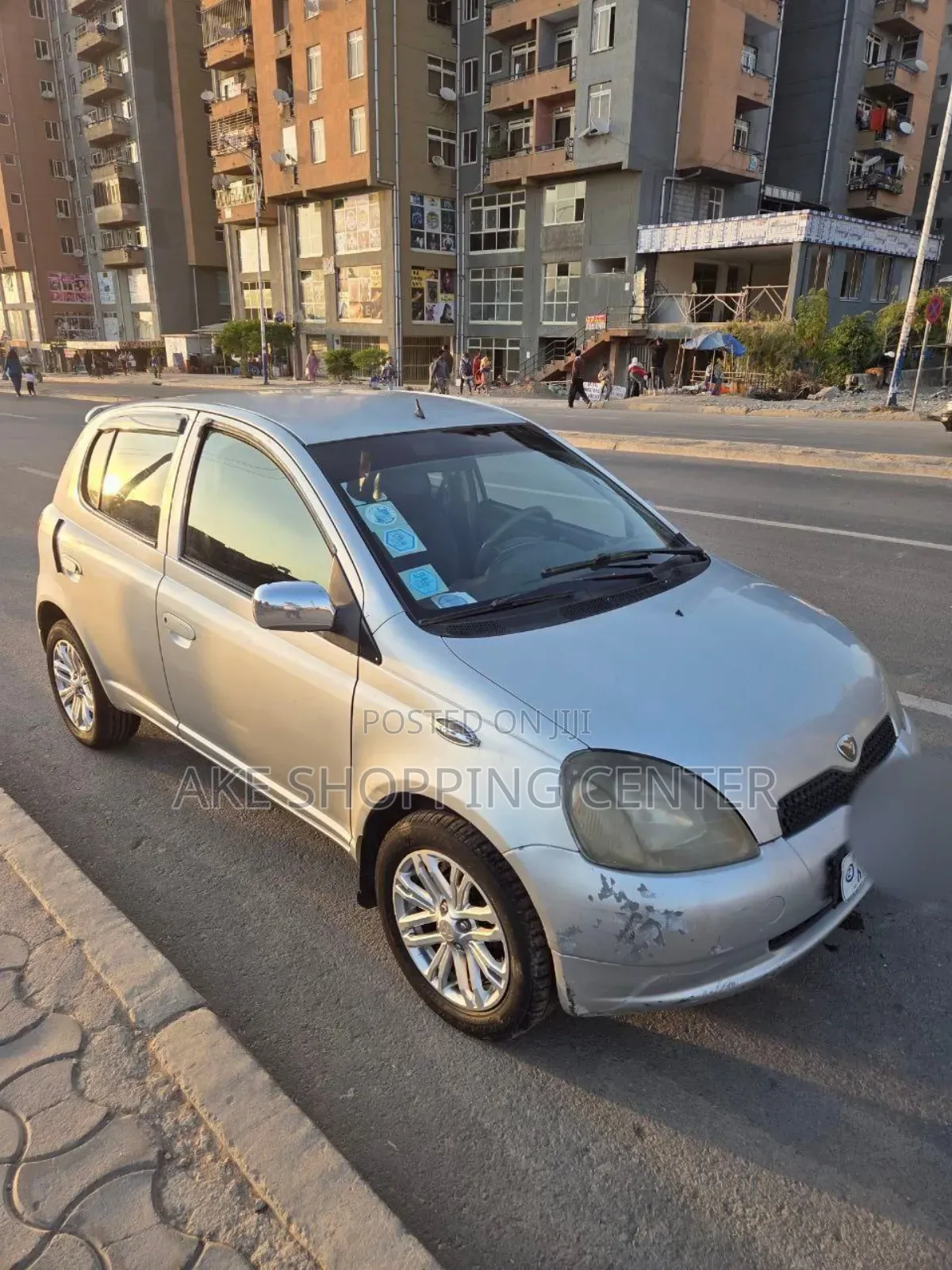 Toyota Vitz 2001 Silver
