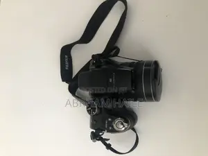 Fujfilm S3200 Camera