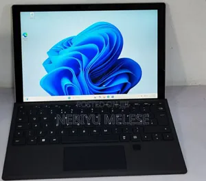 New Laptop Microsoft Surface Pro 7+ 16GB Intel Core I5 SSD 256GB