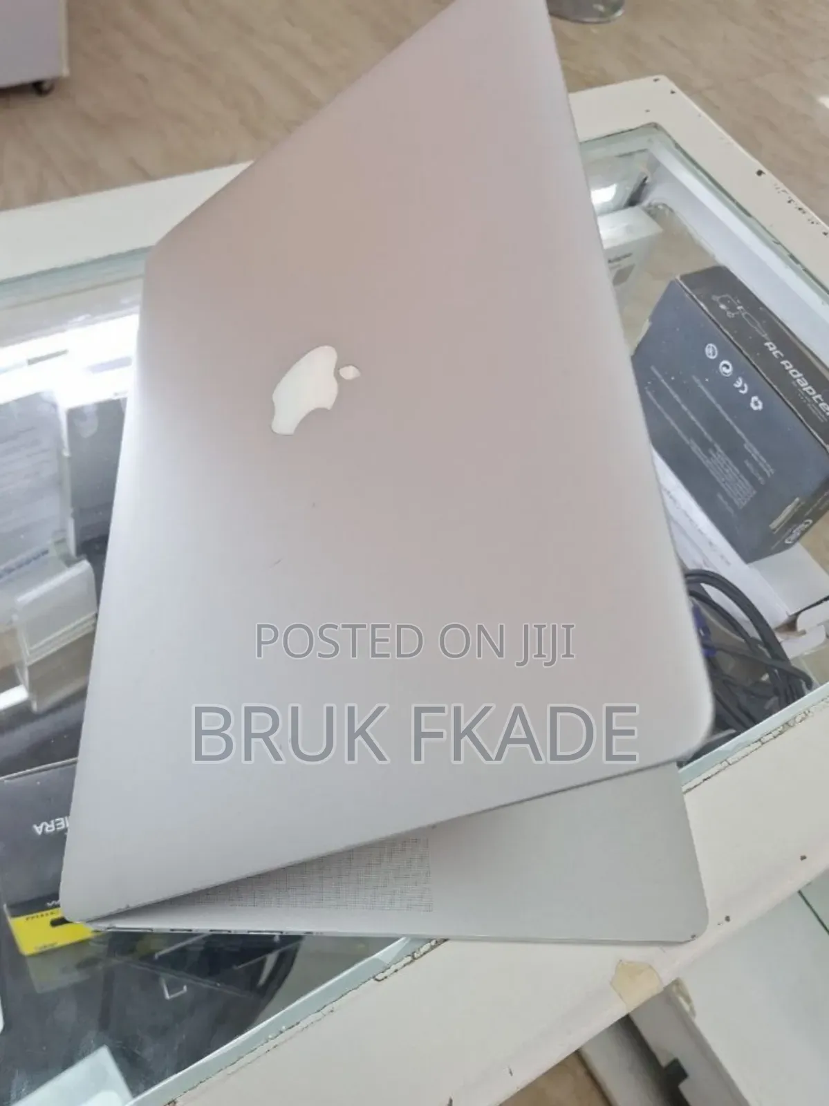 New Laptop Apple MacBook Pro 2014 16GB Intel Core I7 SSD 256GB