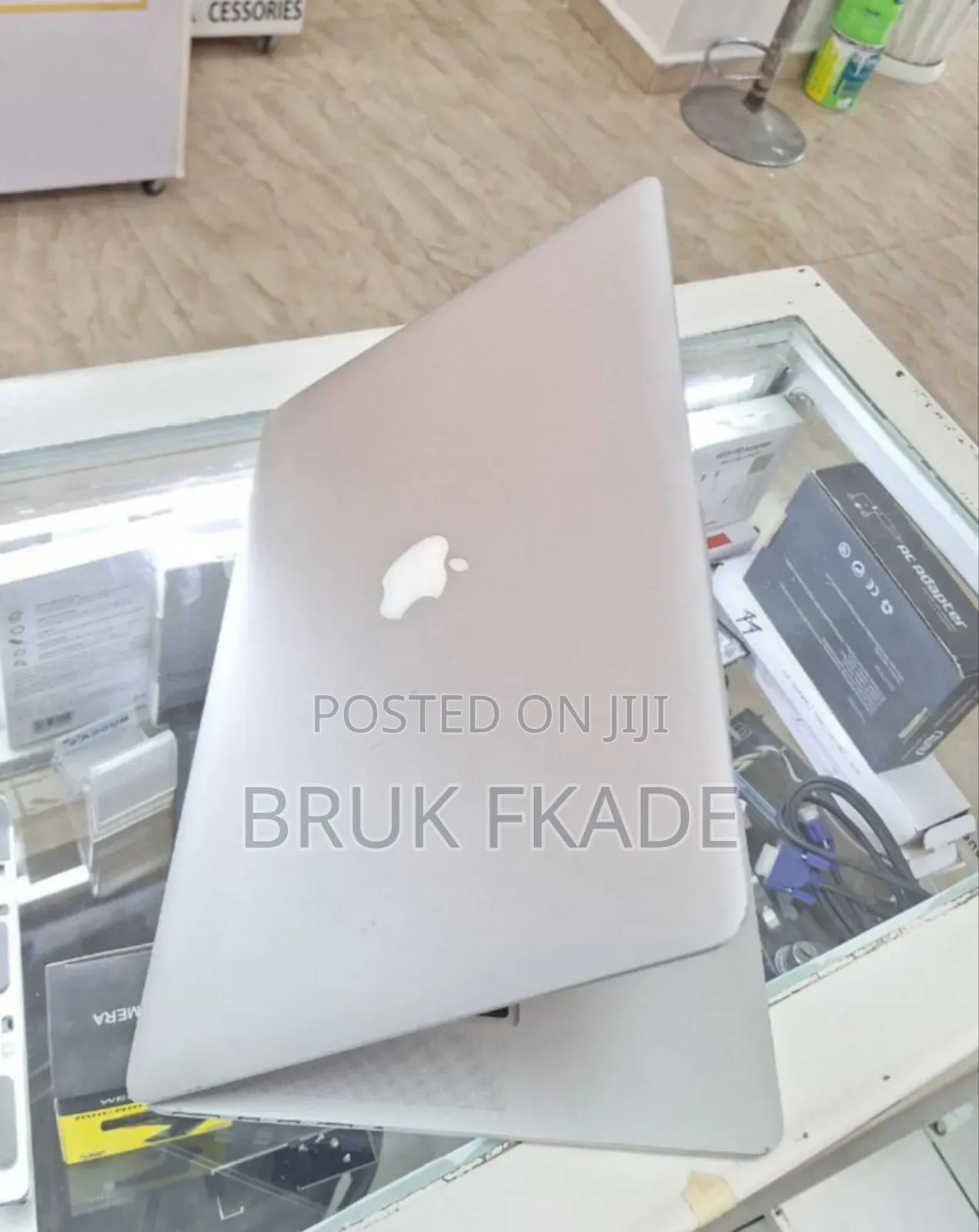 New Laptop Apple MacBook Pro 2014 16GB Intel Core I7 SSD 256GB