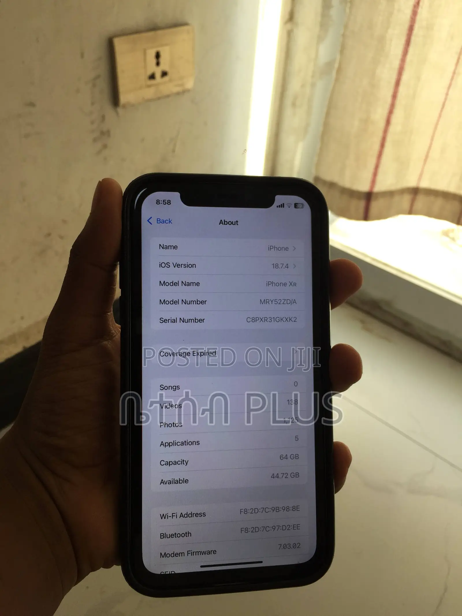 Apple iPhone XR 64 GB White