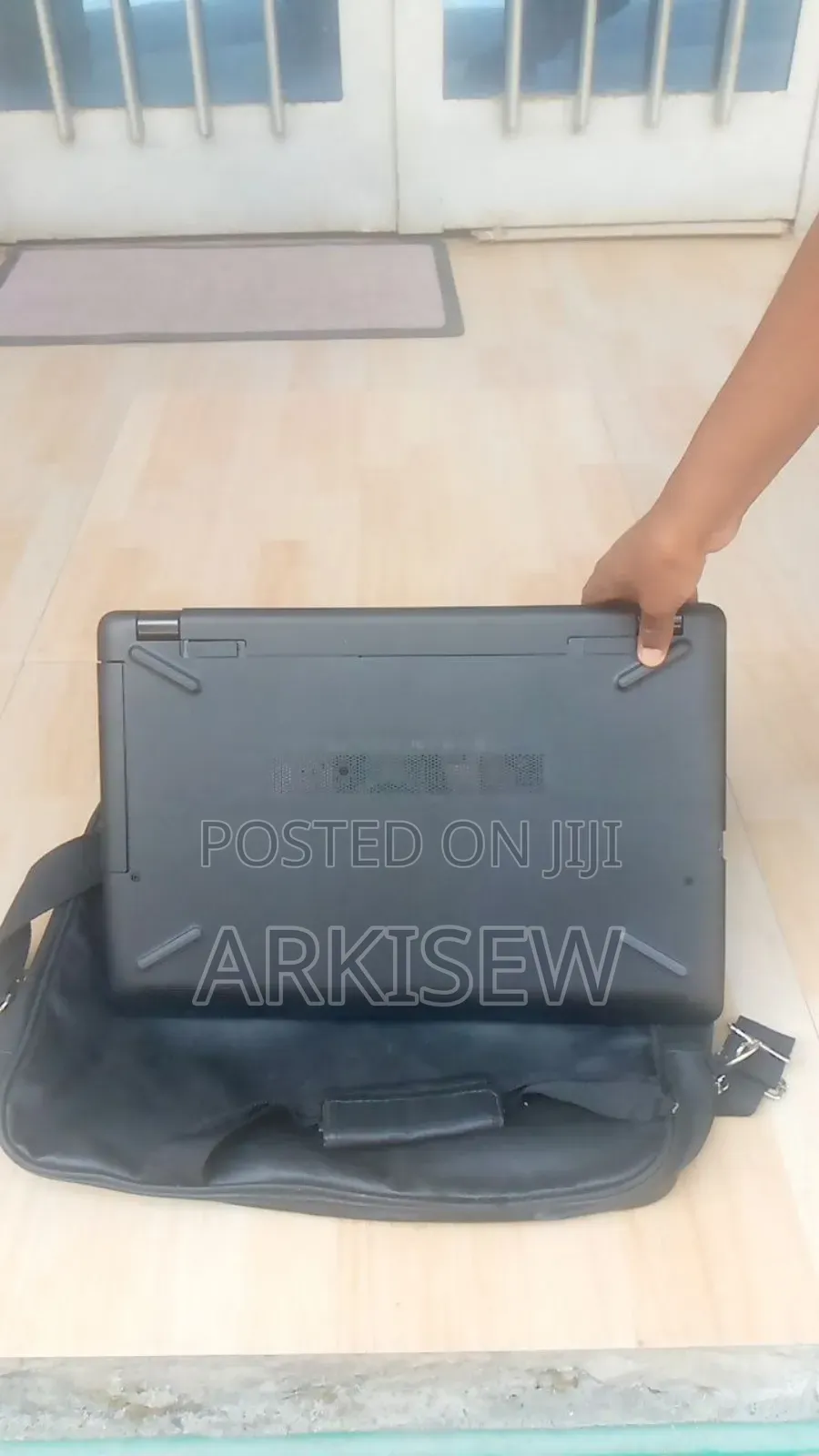 Laptop HP 15-Dw0037wm 4GB Intel Celeron HDD 500GB