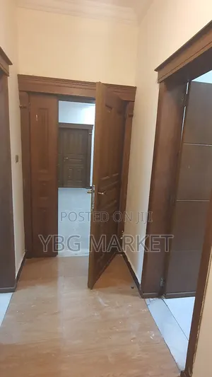 Furnished 4bdrm Apartment in Yeka for sale