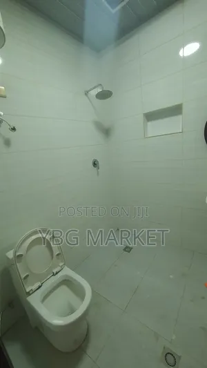 Furnished 4bdrm Apartment in Yeka for sale