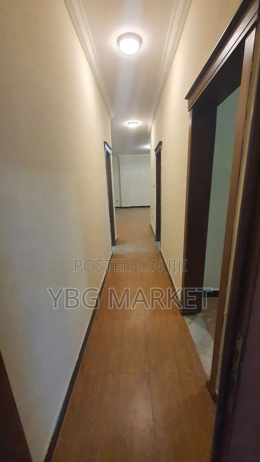 Furnished 4bdrm Apartment in Yeka for sale