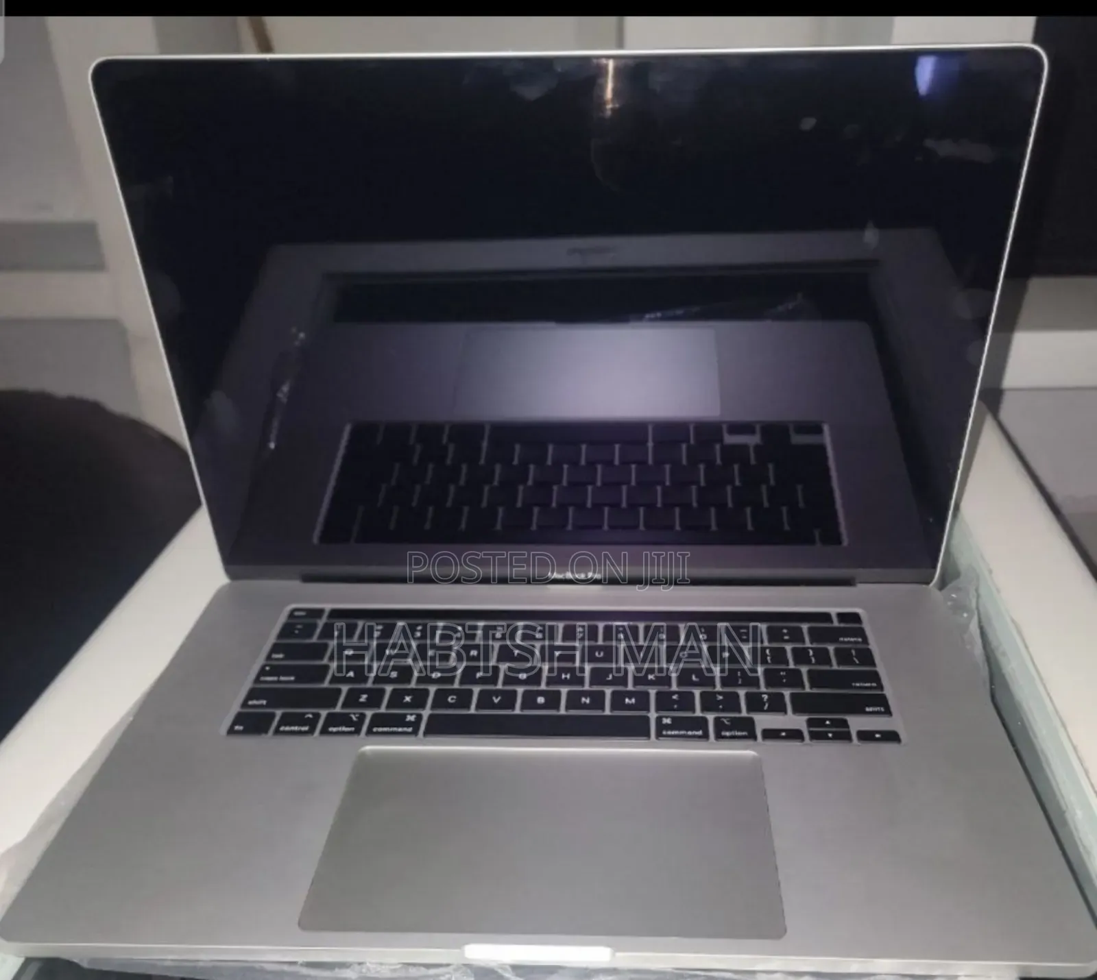 New Laptop Apple MacBook Pro 2019 16GB Intel Core I9 SSD 1T
