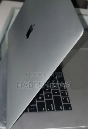 New Laptop Apple MacBook Pro 2019 16GB Intel Core I9 SSD 1T