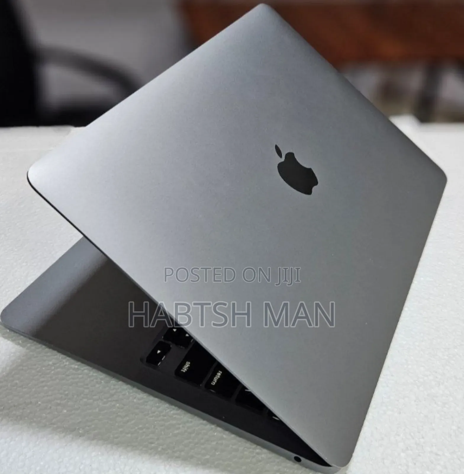 New Laptop Apple MacBook Air 2020 M1 8GB Apple M1 SSD 256GB